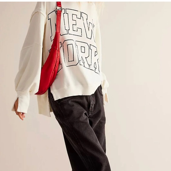 Free People We the Free New York Graphic Camden Oversized Sweatshirt Large - Picture 3 of 8